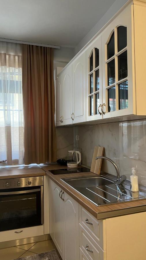 Sael Apartments Shkoder Bagian luar foto